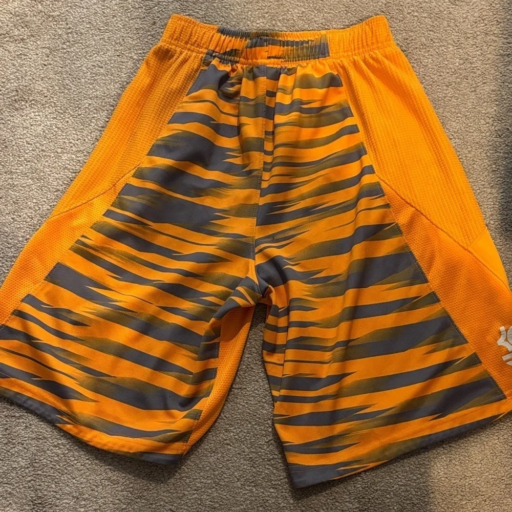Nike Vibrant Orange Kevin Durant Shorts size L